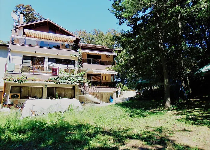 Πανσιόν Gorski Kat Kiten (Burgas)